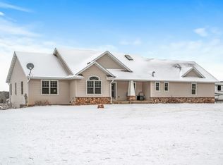 7107 259th Ave NE, Stacy, MN 55079