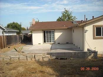 5th image of 3915 Loganberry Dr