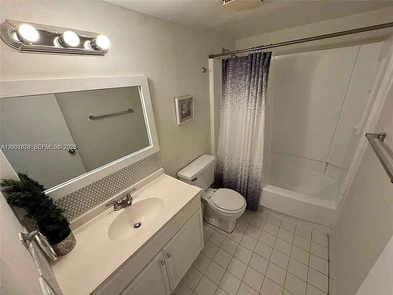 6900 SW 39th St #206J — Photo 23