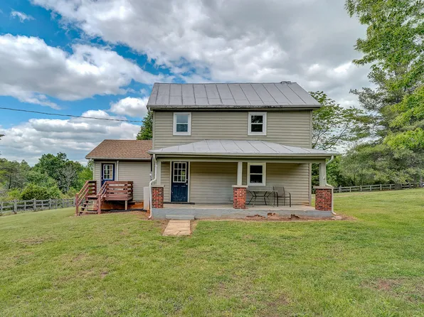3835 Hardy Rd, Hardy, VA 24101