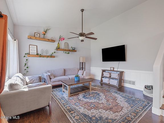 5th image of 2205 N Methow Ct