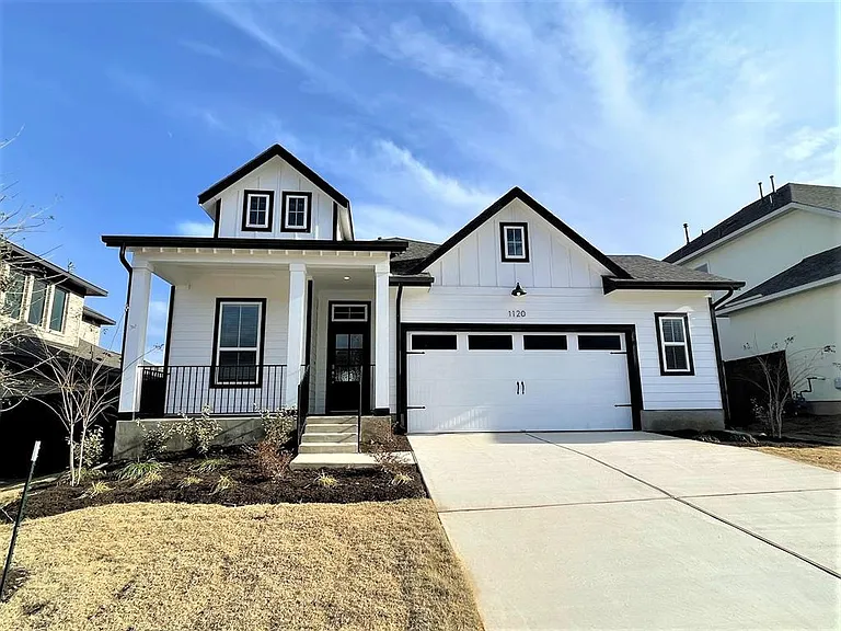 1120 Bluewood Bnd — Photo 1