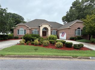 4004 Timber Ridge Dr, Virginia Beach, VA 23455