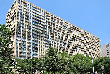 Rented by Coldwell Banker Warburg