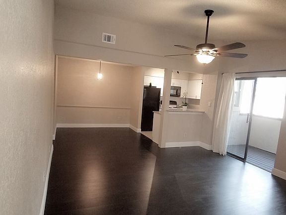 5th image of 2917 Antique Oaks Cir APT 18