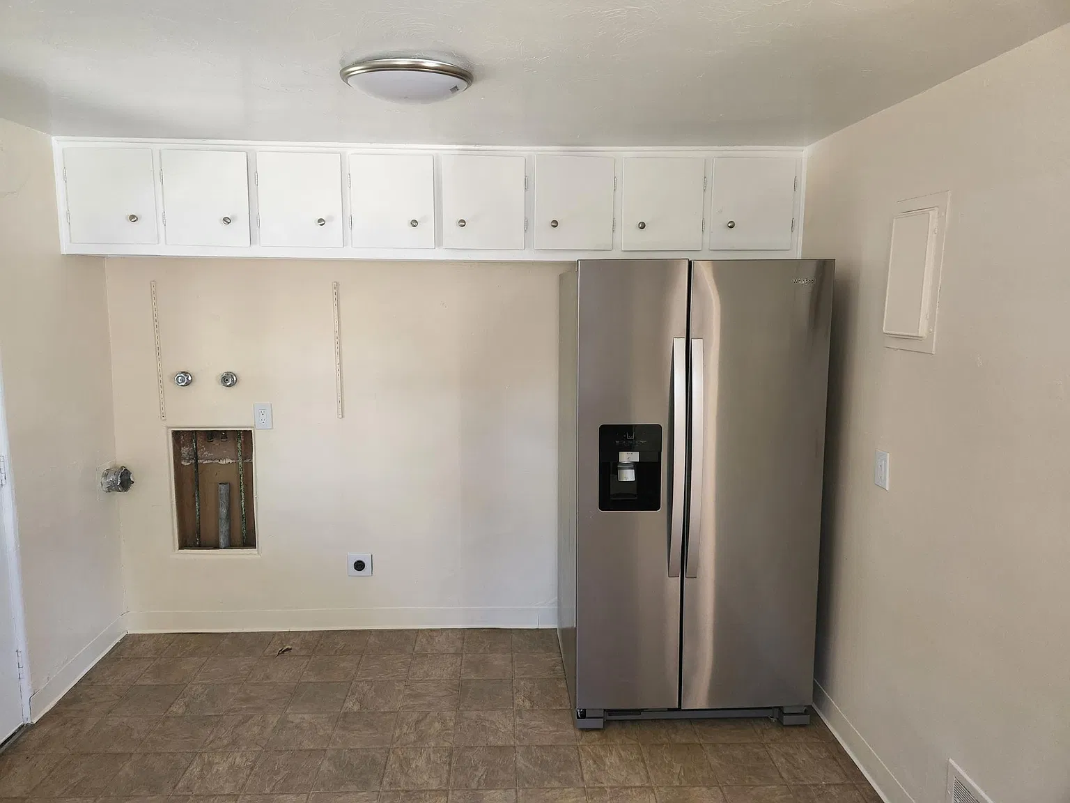 3 bed, 975 sqft, $1,995 — Photo 4