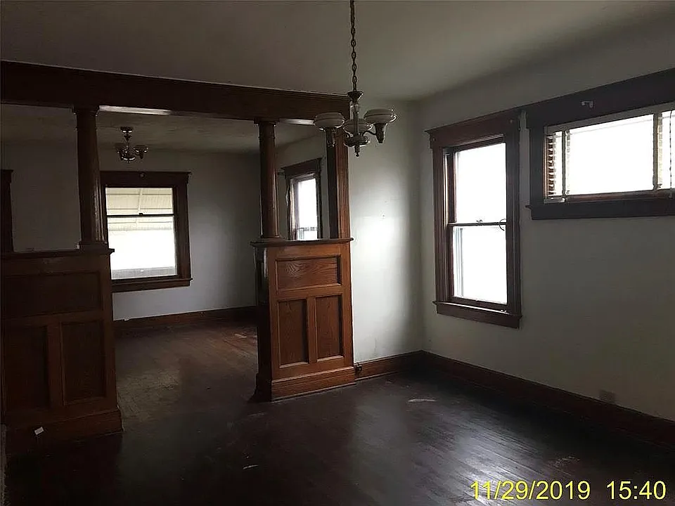 Left Side Unit, Dining Rm.
