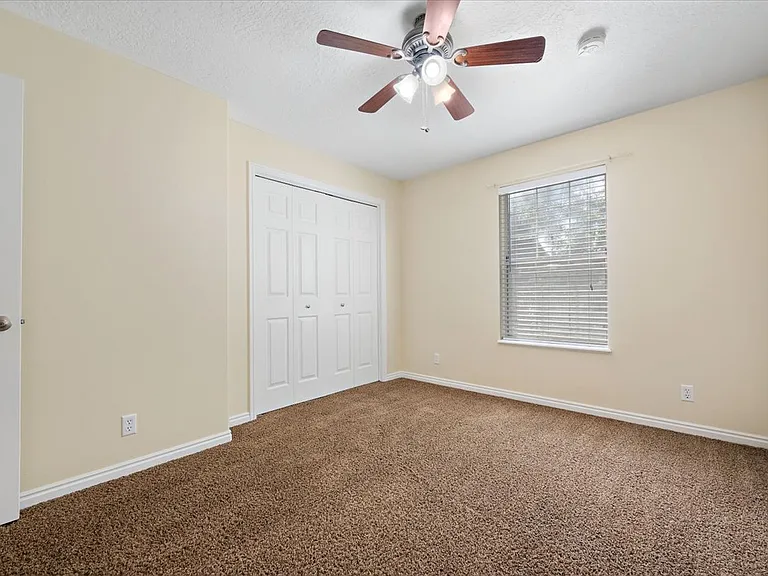 876 N 600 W #29 — Photo 10