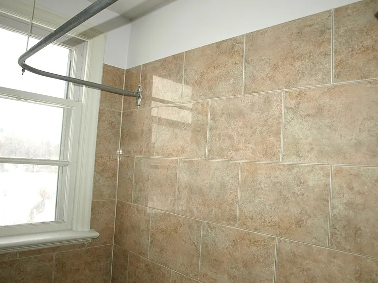 524 Saint Raphael St — Photo 6