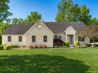 11 Voelker Dr, Reynoldsburg, OH 43068