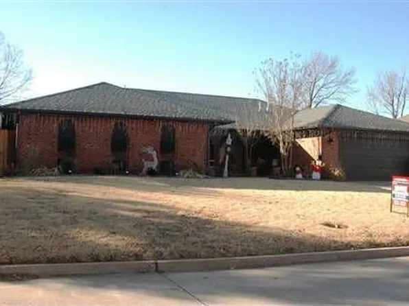 11529 Hastings Ave, Yukon, OK 73099