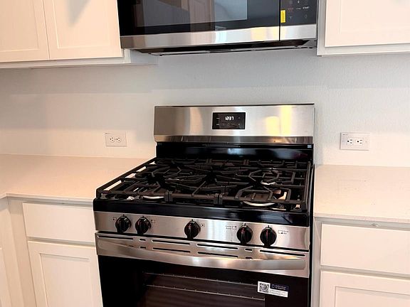 3rd image of 21323 Newberry Grove Ln