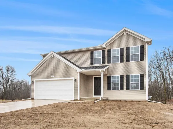 355 N Tannenbaum Trl, Cedar Springs, MI 49319
