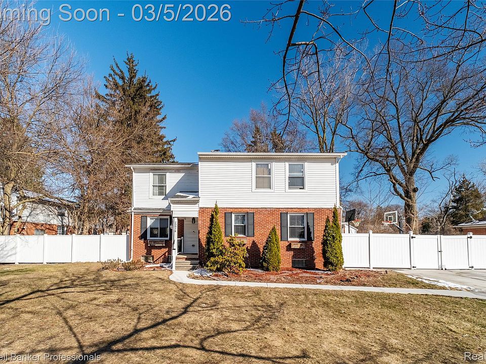 1st image of 20978 Stahelin Rd