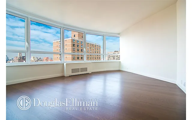 Rented by Douglas Elliman | media 15