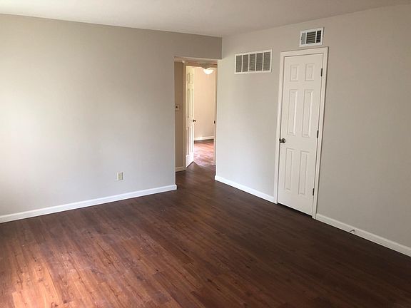 4th image of 605 NW Little Ave APT A