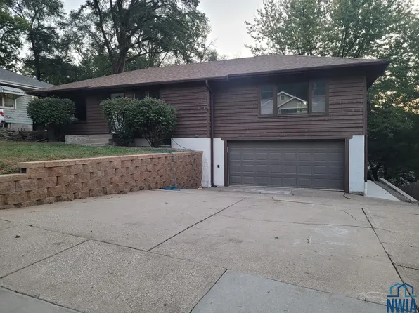 2000 Helmer St, Sioux City, IA 51103