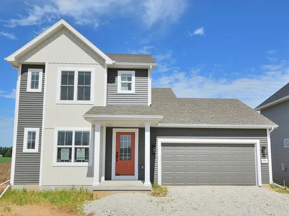 806 Burr Oak COURT, Oconomowoc, WI 53066