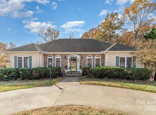 4476 Lochurst Dr #25, Pfafftown, NC 27040