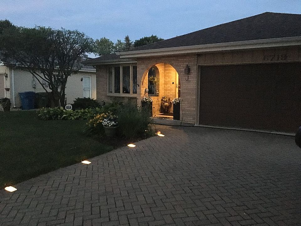 1st image of 6719 W 91st St