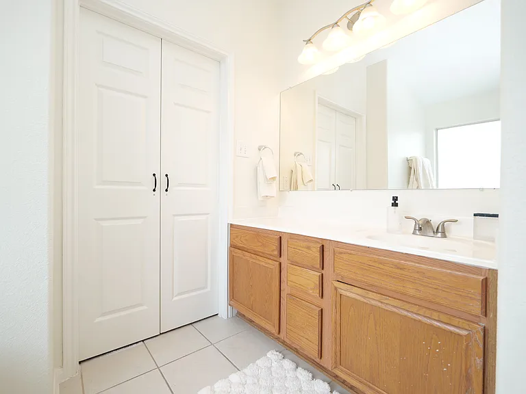 1203 Lavender Shade Ct — Photo 31