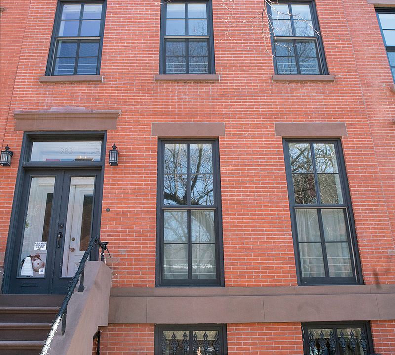 1st image of 283 Cumberland St #1