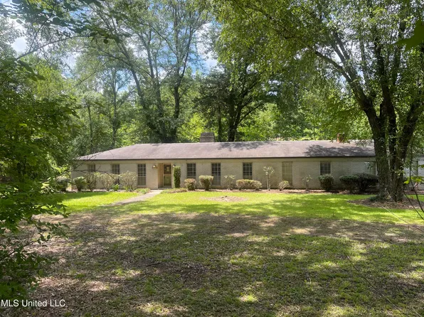 225 D E Denman Rd, Charleston, MS 38921