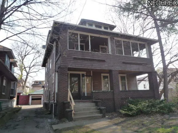 291 Grove St, Akron, OH 44302
