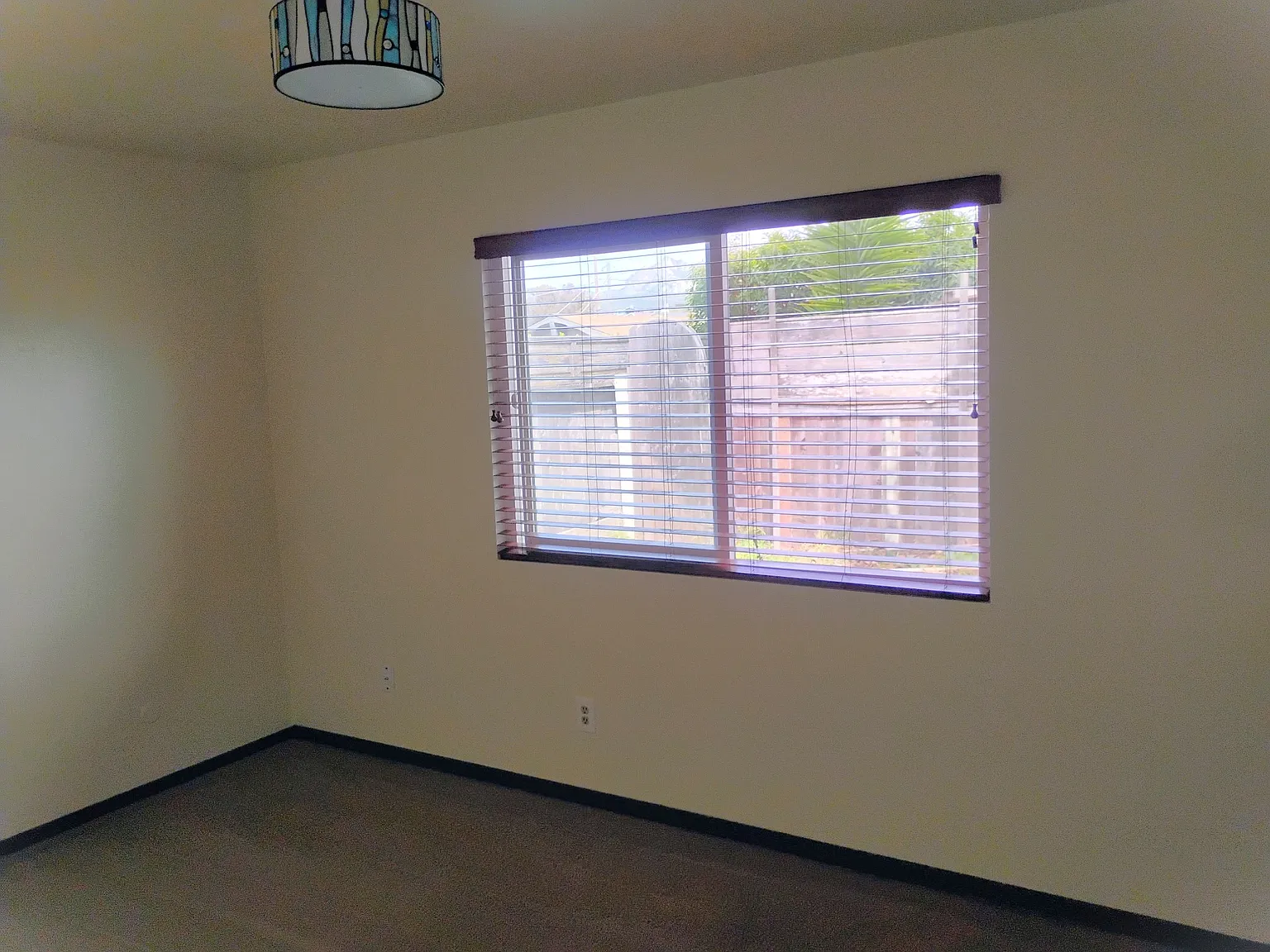 1 bed, 1120 sqft, $1,100 — Photo 1