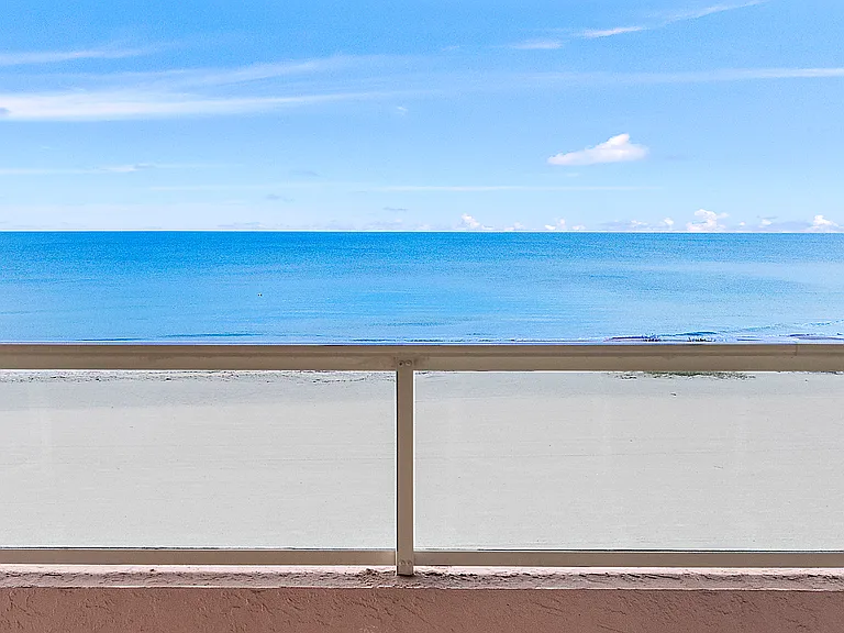 1310 Gulf Blvd #4G — Photo 2