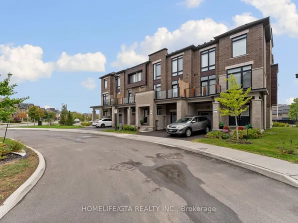 7 Holyrood Cres, Vaughan, ON L4H 5G2