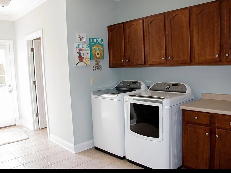 1834 Deerhaven Ln — Photo 25