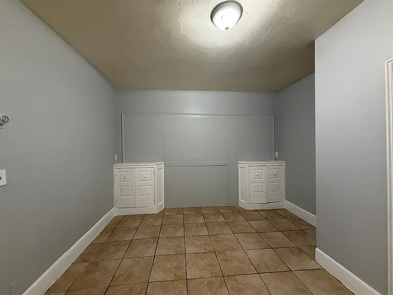 106 Rockwell Ave #1 — Photo 9