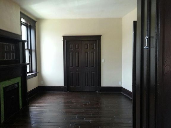 3rd image of 1818 Arsenal St #2