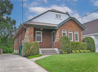 4956 Oaklawn Dr, Cincinnati, OH 45227