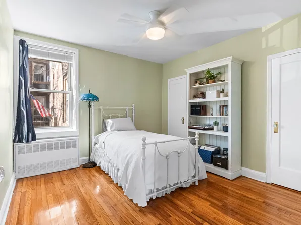 43-10 48th Avenue image 10 of 13