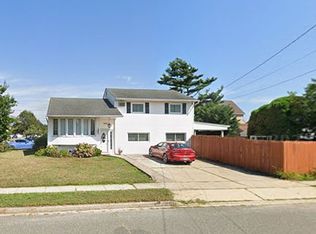 245 Seaford Ave, Massapequa, NY 11758