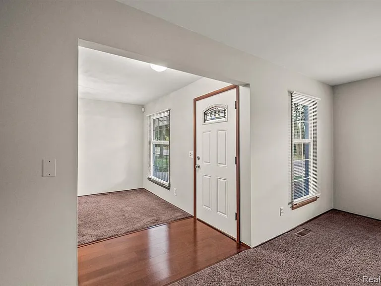 51205 Fairlane Dr — Photo 6
