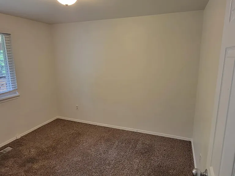 3571 N Chuckwagon Ave — Photo 3