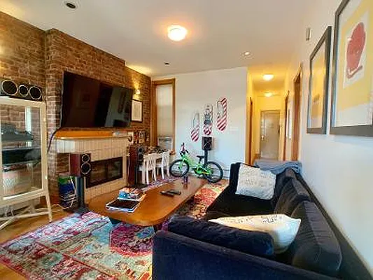 Rented by Reliable L Management LLC | media 26