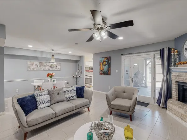 2019 Town Pl, Garland, TX 75041