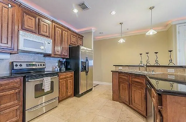 17926 Kingston Cove Ln #206 — Photo 5