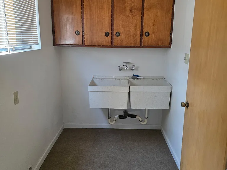 4437 Wyatt Ln — Photo 7