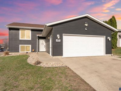 421 N Cockatiel Ave, Sioux Falls, SD, 57107