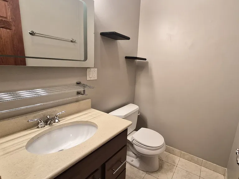 731 N Elizabeth St #1 — Photo 7