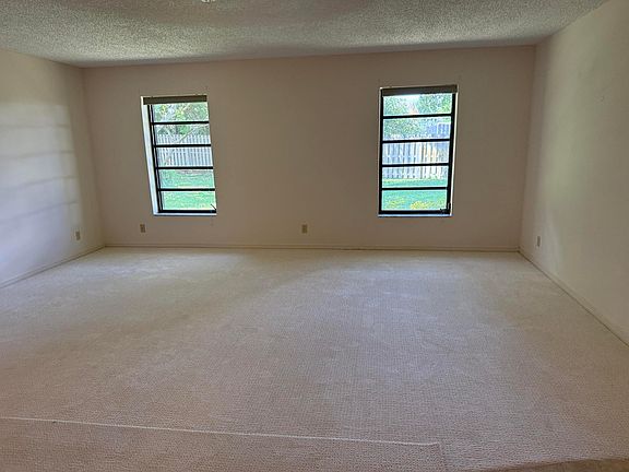 2nd image of 337 Knob Hill Boulevard