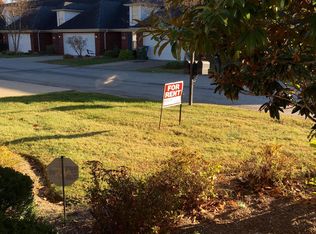 6631 Woods Mill Dr #20, Louisville, KY 40272