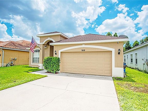 3rd image of 7618 Ocean Harbor Ln
