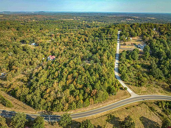 3rd image of 66 Oak Summit Dr