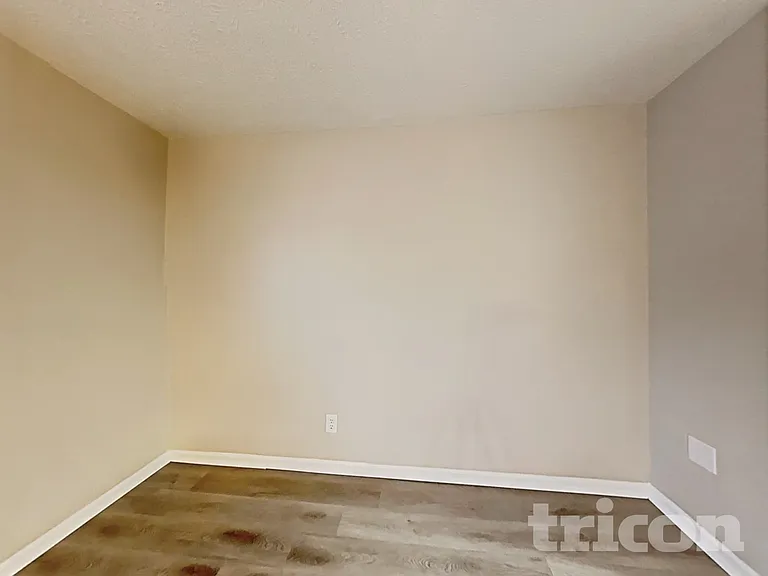 3303 Homeward Trl — Photo 3